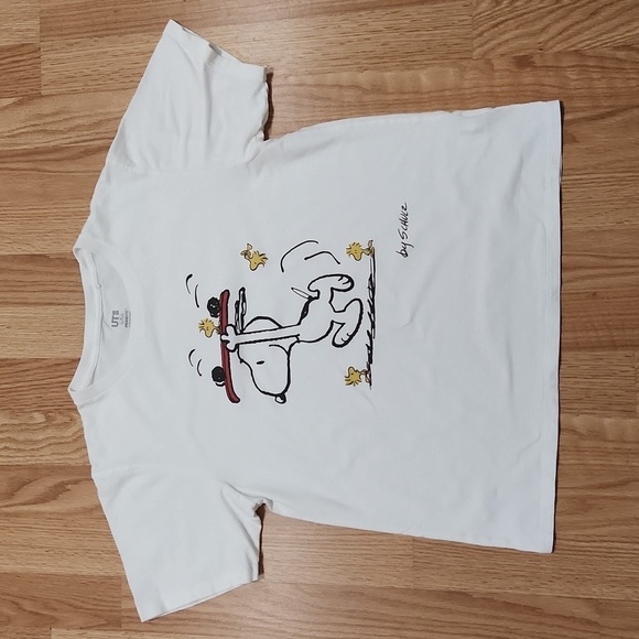 UNIQLO Peanuts Schulz tshirt size medium - Picture 1 of 7